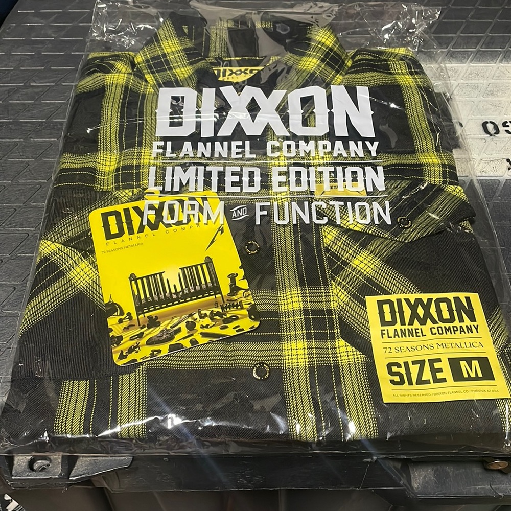 BNIB 72 seasons Metallica Flannel